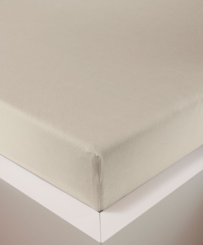 bettwarenland | bellana® Tencel Nobel-Jersey Spannbettlaken | creme | bezogen